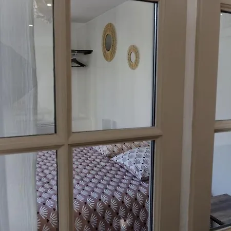 La Douce Cathare Apartment *