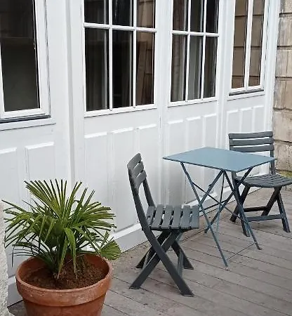 La Douce Cathare Apartment *